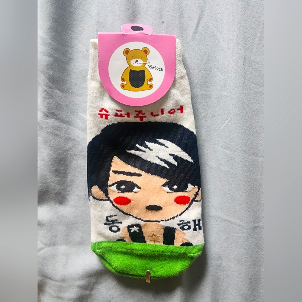 NWT KPOP Super Junior Lee Dong Hae Socks